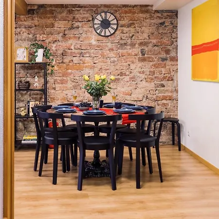Rothko Apartment/8 Guests/4bedrooms/riga Old Town Apartmán *